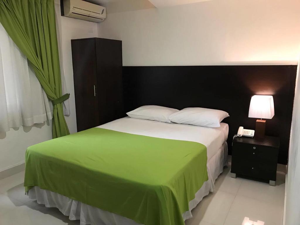 Az Hotel And Suites مدينة باناما المظهر الخارجي الصورة