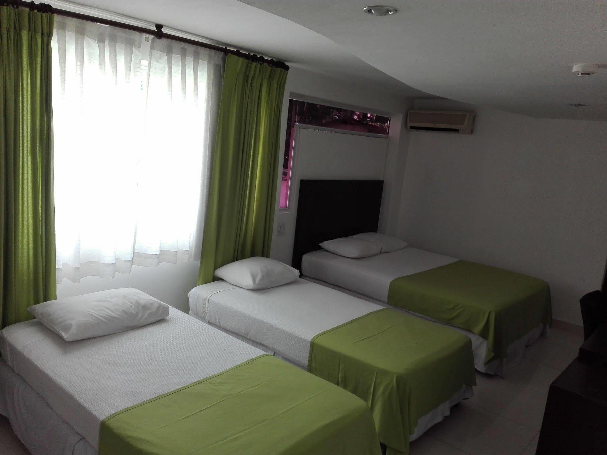 Az Hotel And Suites مدينة باناما المظهر الخارجي الصورة