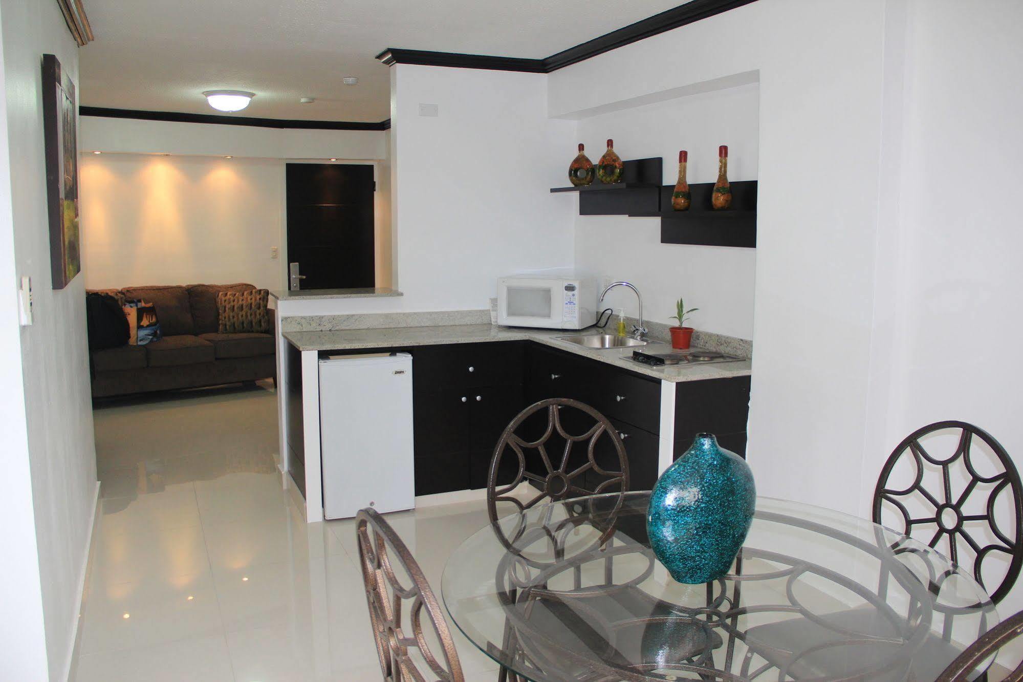 Az Hotel And Suites مدينة باناما المظهر الخارجي الصورة