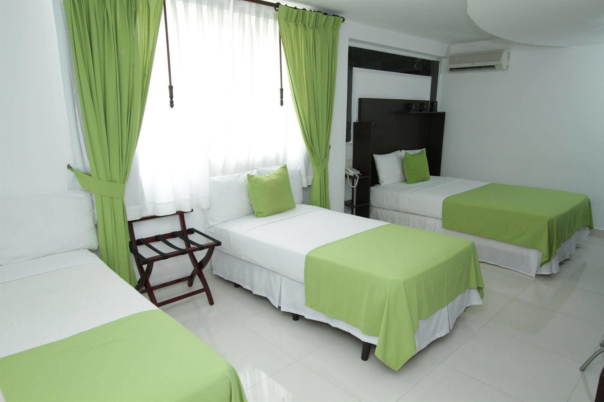 Az Hotel And Suites مدينة باناما المظهر الخارجي الصورة