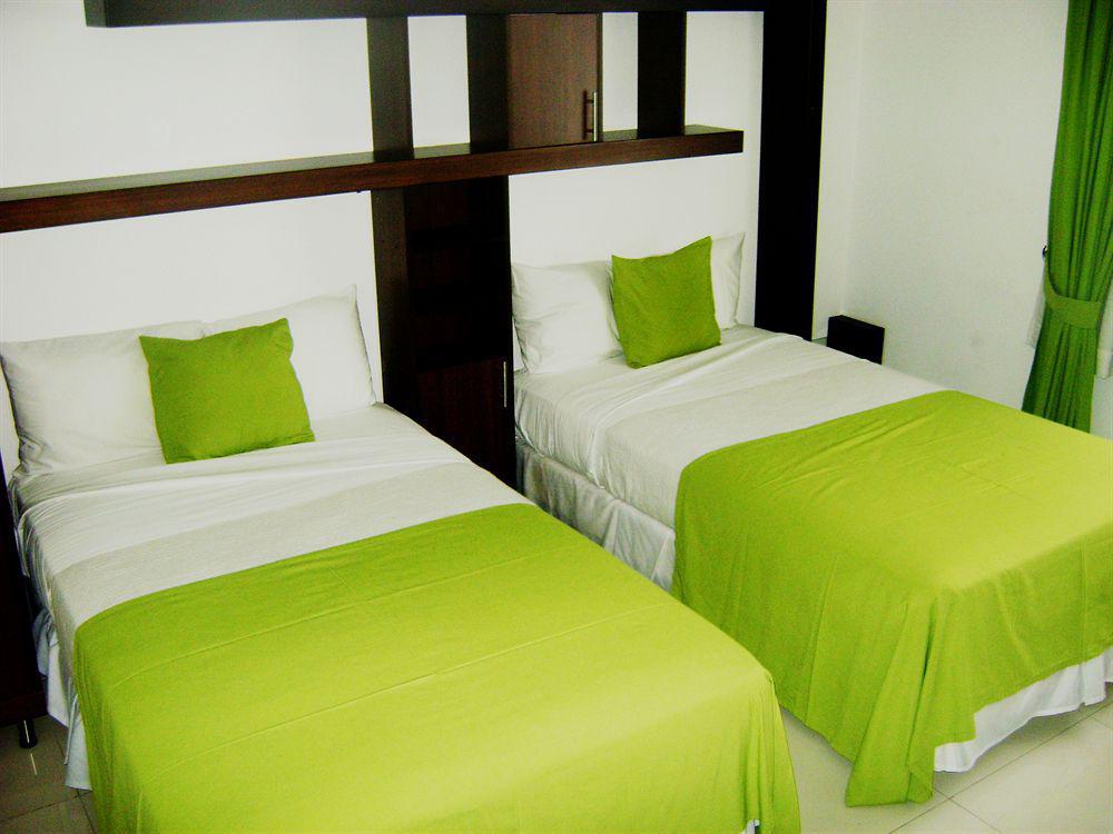 Az Hotel And Suites مدينة باناما المظهر الخارجي الصورة